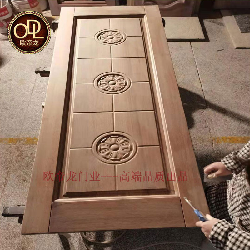 菠蘿格木門(mén)廠(chǎng)家如何選，菠蘿格木門(mén)怎樣才能買(mǎi)到性?xún)r(jià)比高的木門(mén)